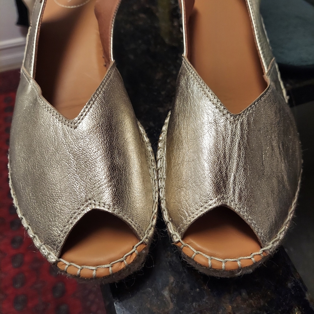 Toni Pons Metallic Espadrille Wedges